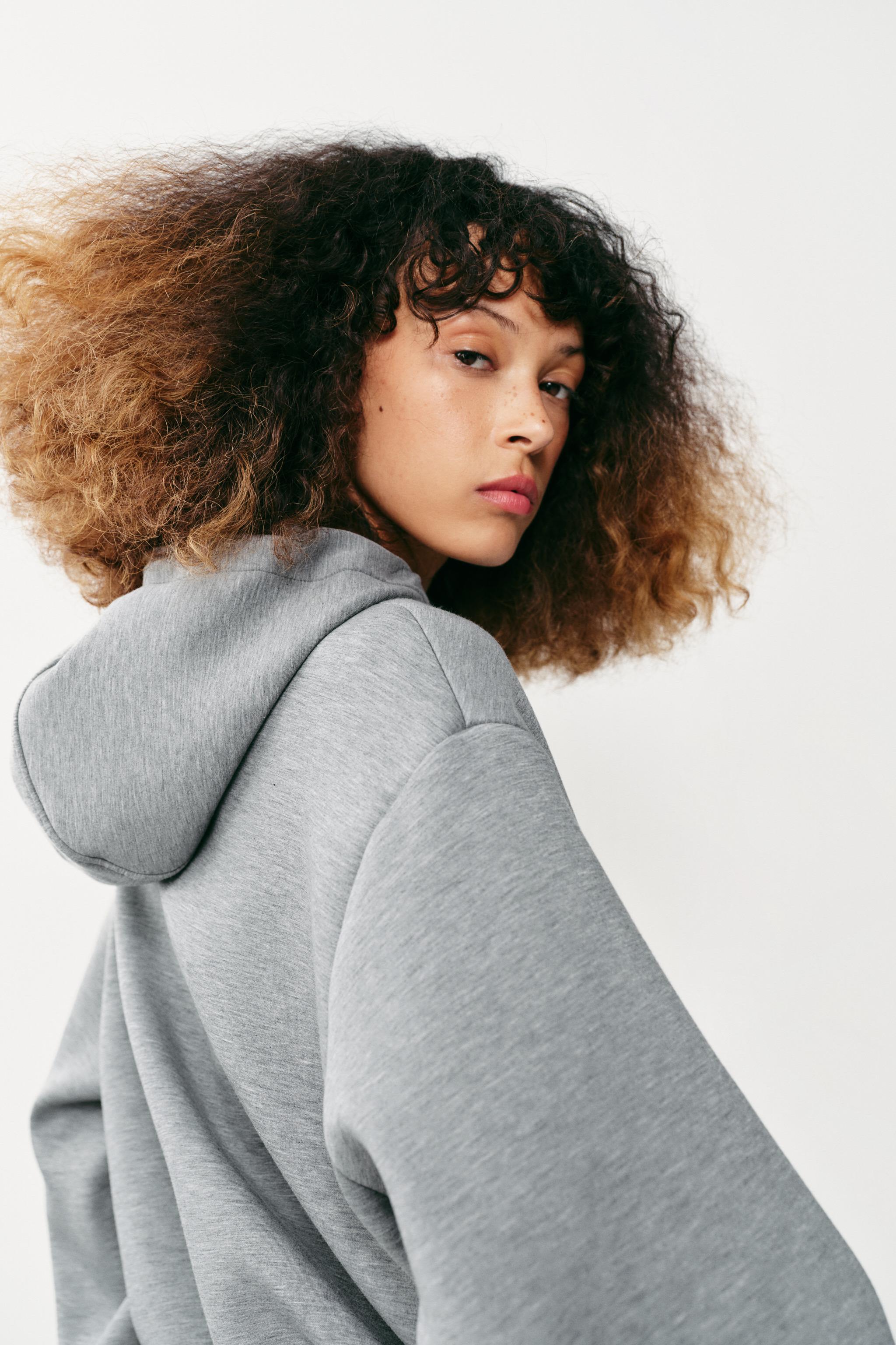 HOODED BOMBER SWEATSHIRT